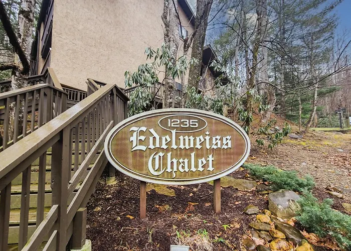 Obear Mountain Is A Newly Updated Condo In Chalet Village Of Gatlinburg!